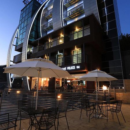 Radiance Tourist Hotel Geoje Exterior photo